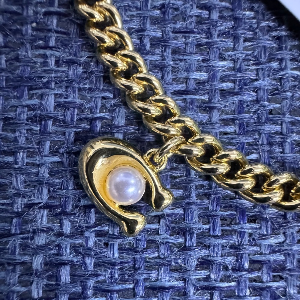 Coach NWT Signature Stone And Heart Charm Bracelet - Picture 4 of 10